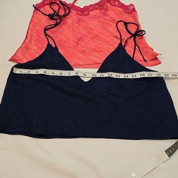 2 victoria secret camisoles. - Picture 5 of 11
